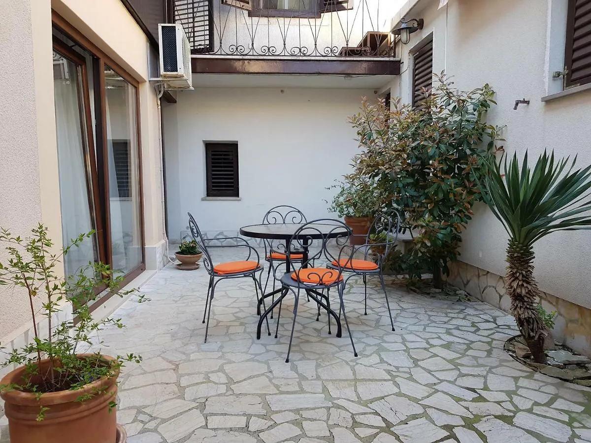 L&M Studio Apartman Appartement Pula Kroatië